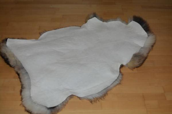 2.Wahl Lammfell Mufflon Schwarz (Öko)